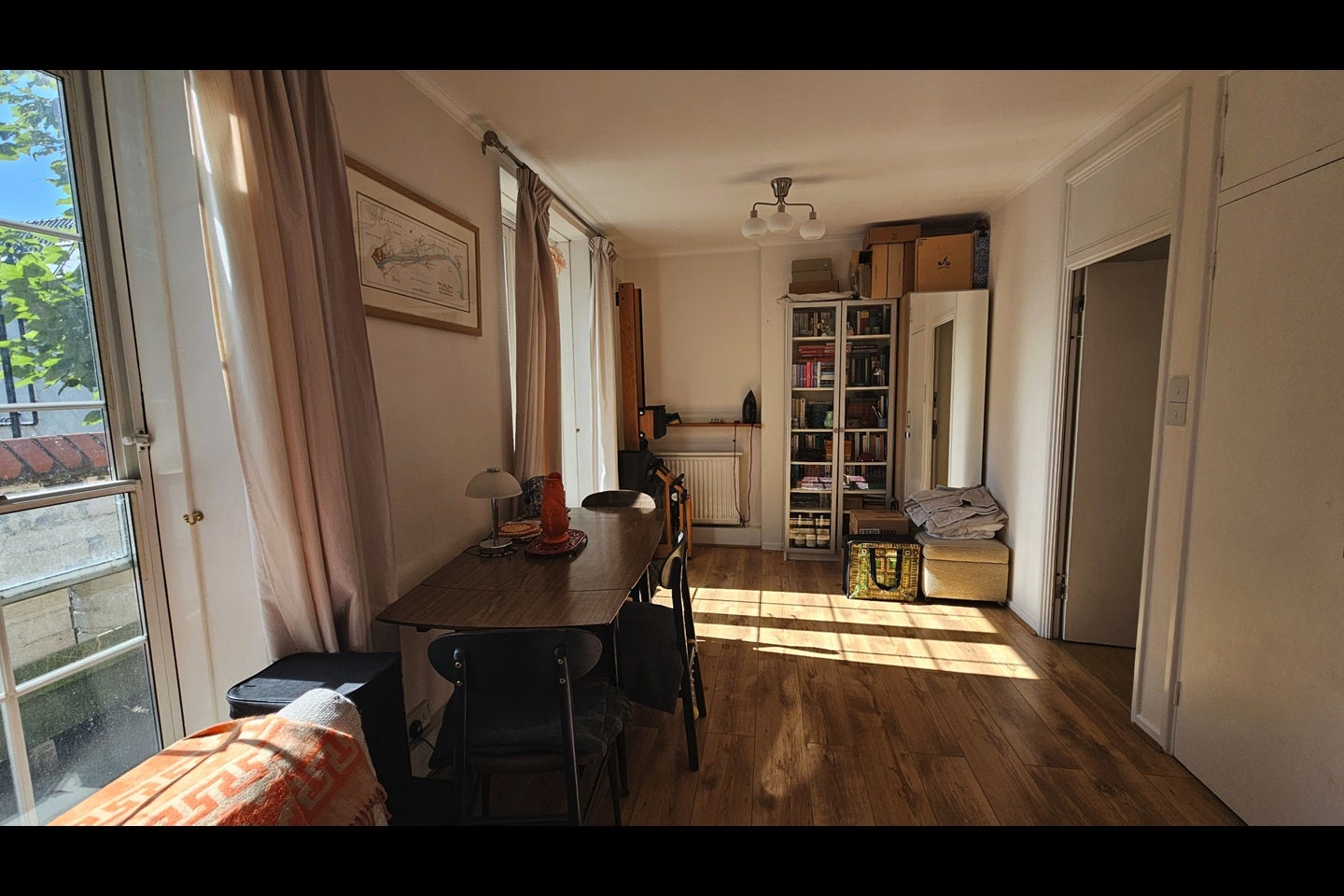 Flat Georges Road in Greater London