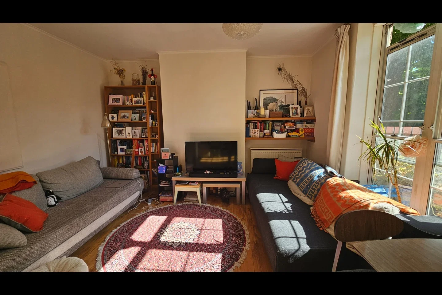 Flat Georges Road in Greater London