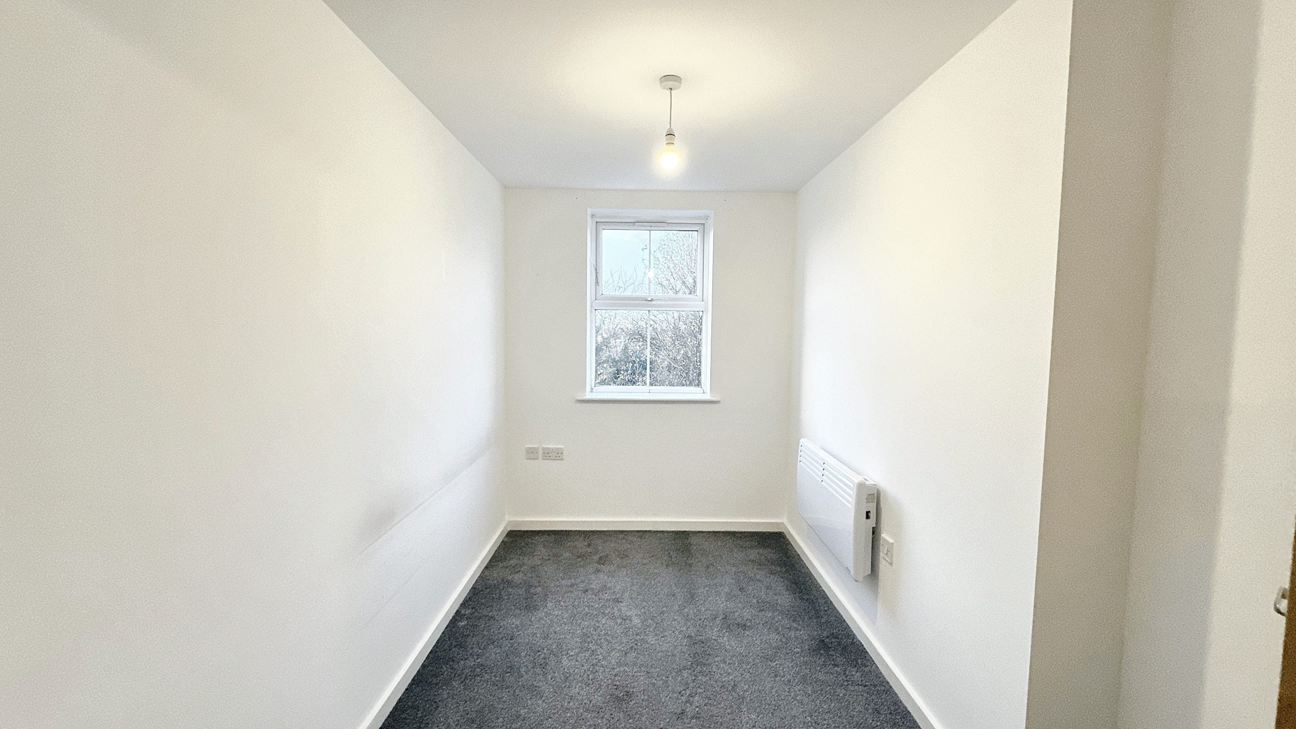 Flat Brompton Road in Leicester