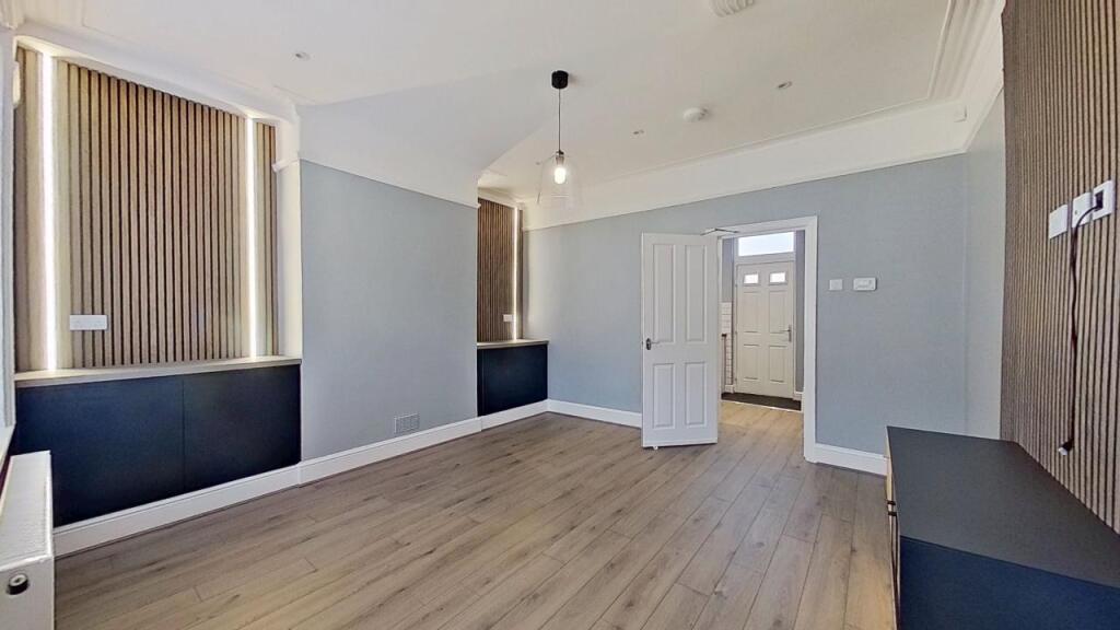 House Nelgarde Road in Greater London