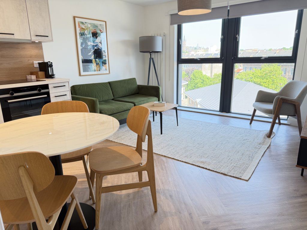 Flat Minerva Way in Glasgow