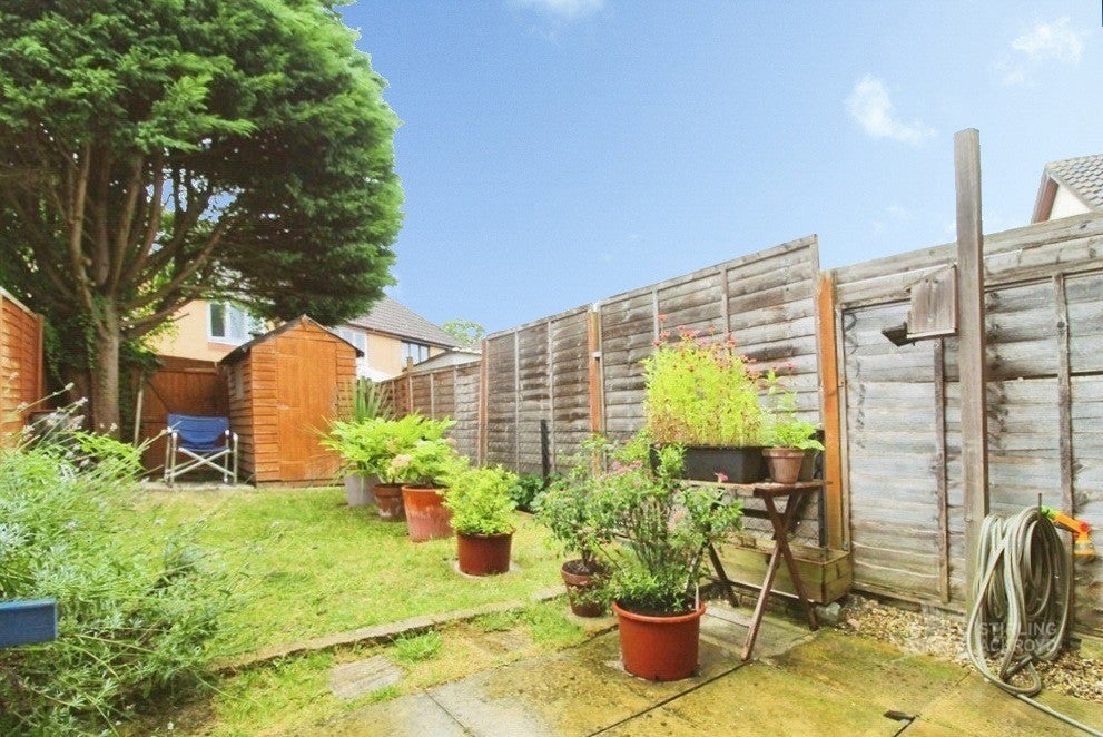 House Kelvin Gardens in Greater London