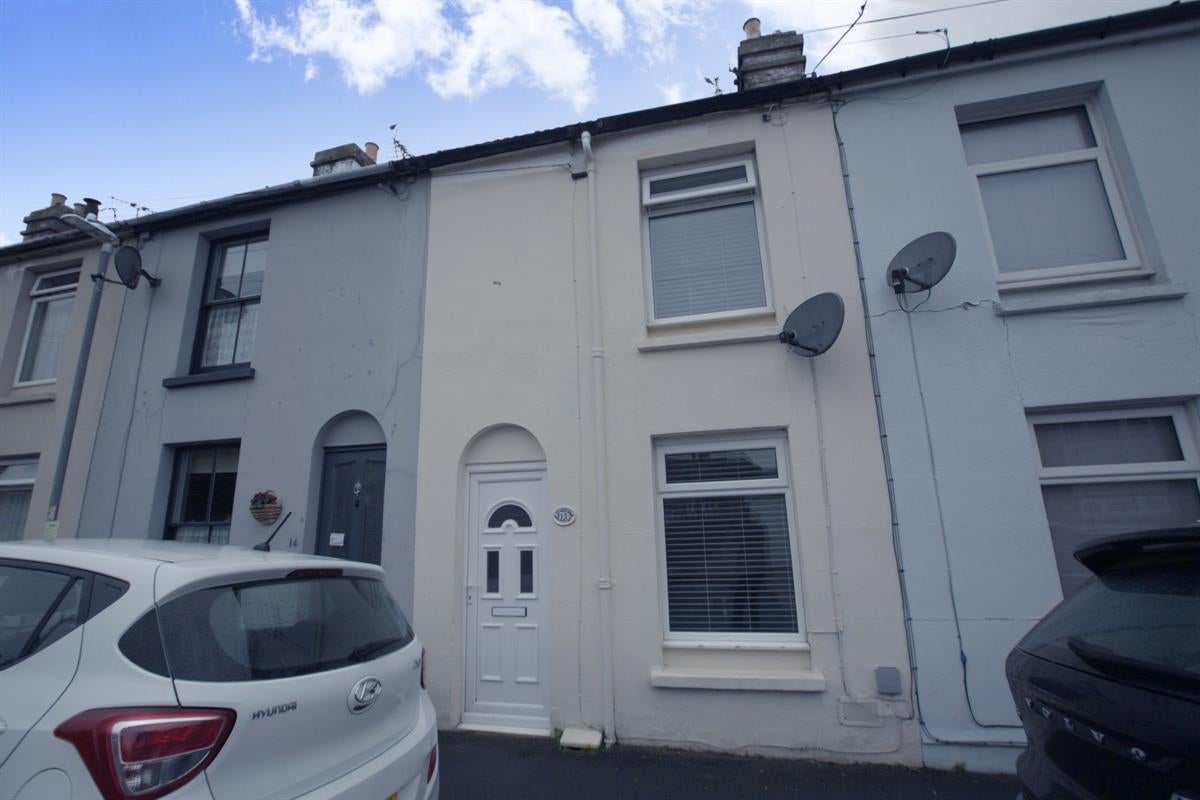 House Nightingale Road in Borough of Swale