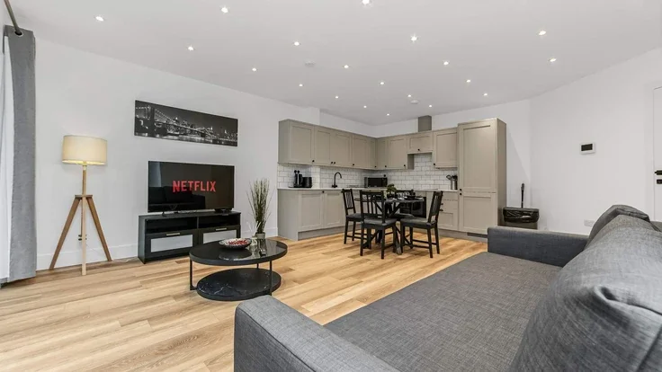 Flat Vincent Road in Greater London