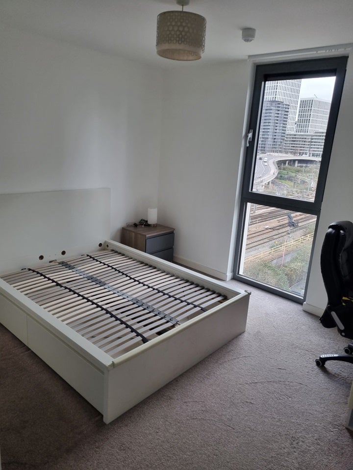 Flat Warton Road in Greater London