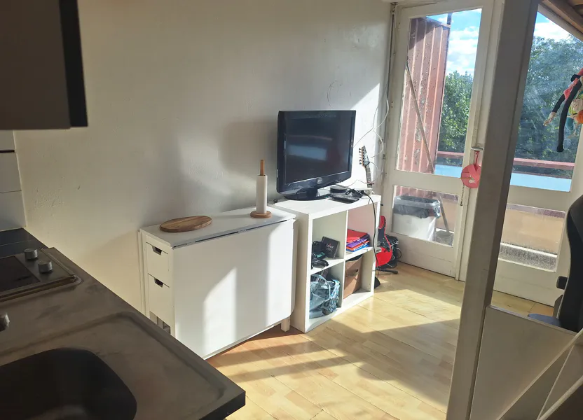 Flat Rue Roustaing in Talence