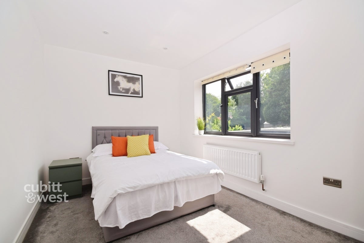 Flat Brighton Road in Greater London