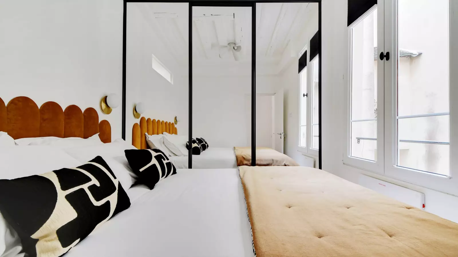 Flat Rue Dussoubs in Paris
