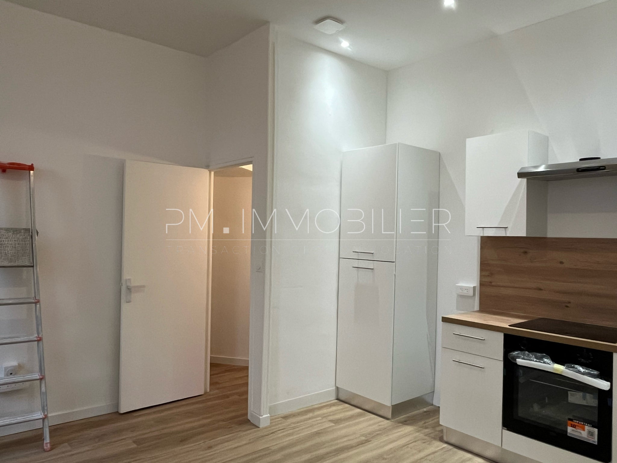 Flat Rue Saint-Savournin in Marseille