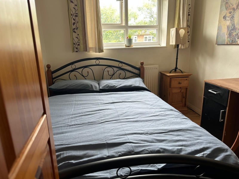 Room Southmead Road in Greater London