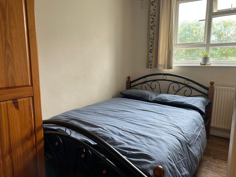 Room Southmead Road in Greater London