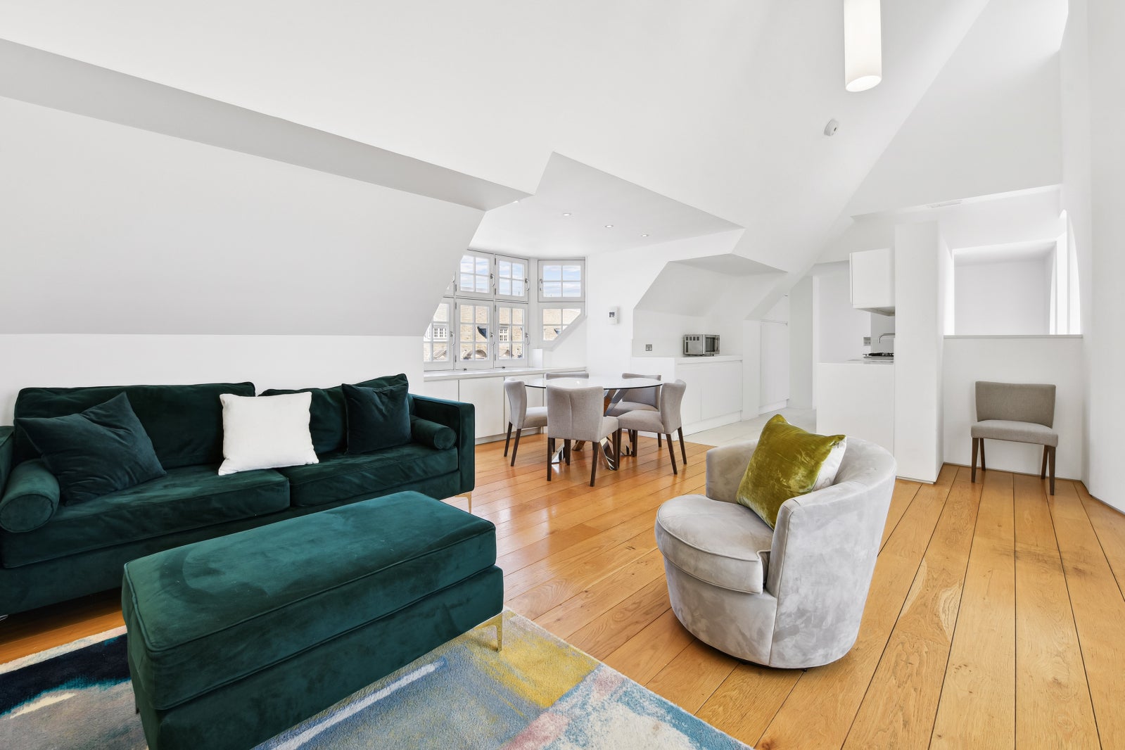 Flat Regent Street in City of Westminster
