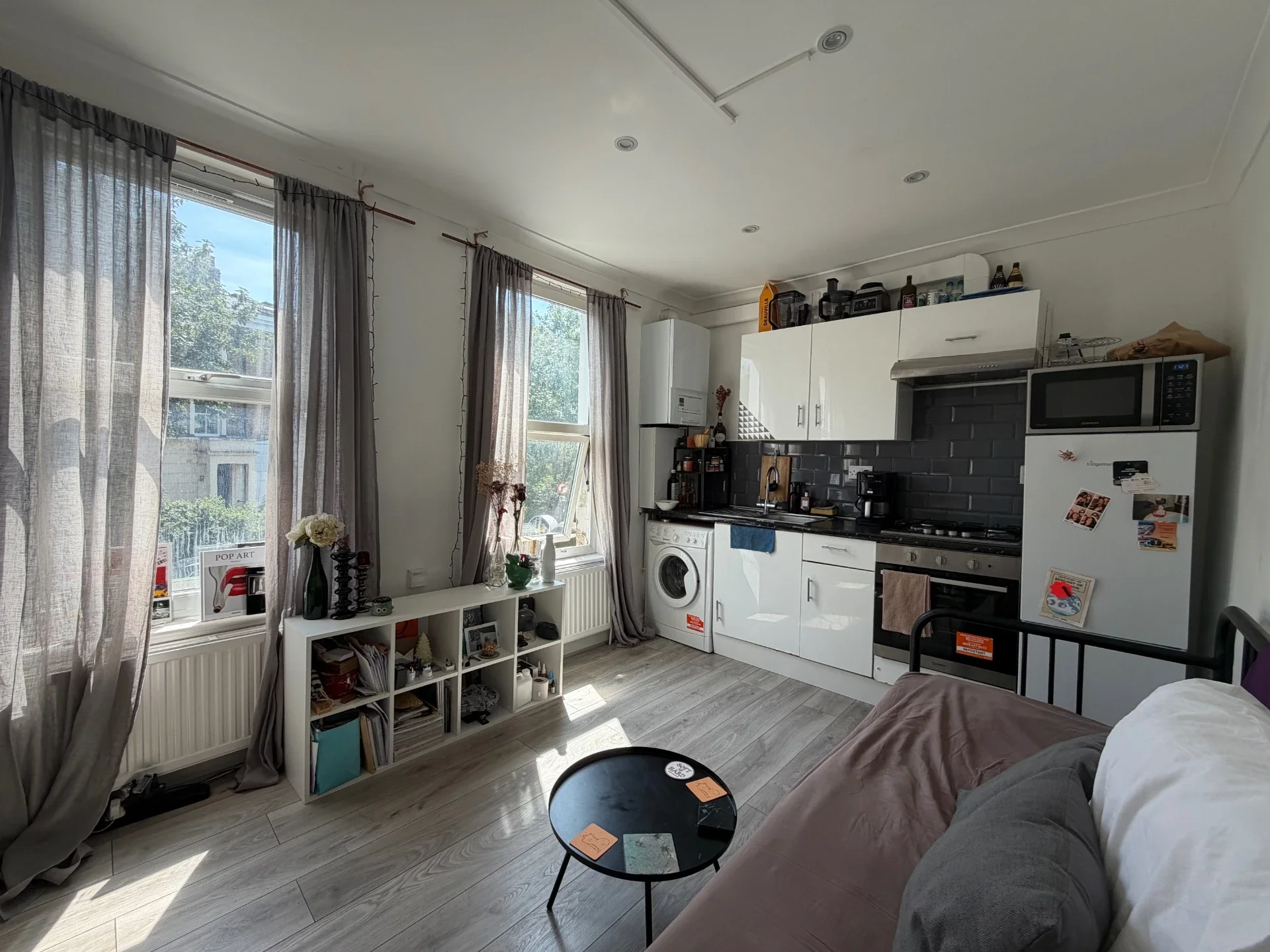 Flat Newington Green Road in Greater London