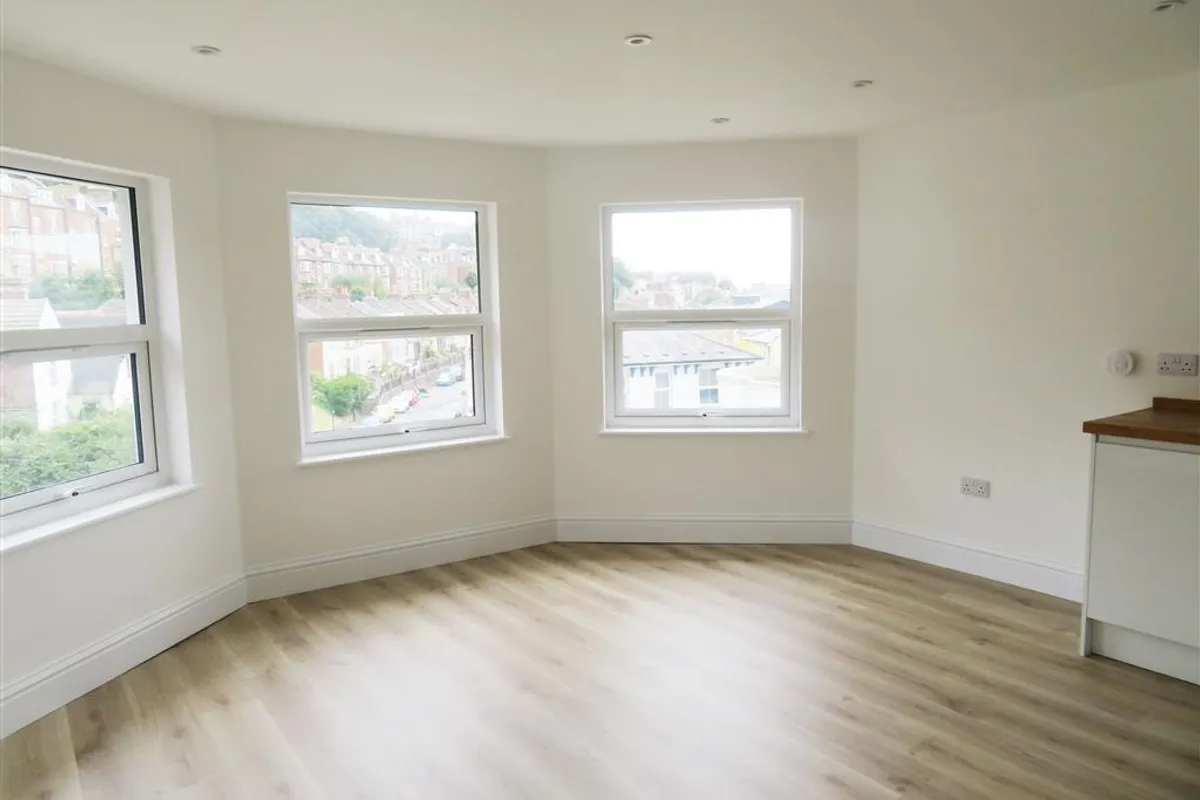 Flat Nelson Road in St Leonards