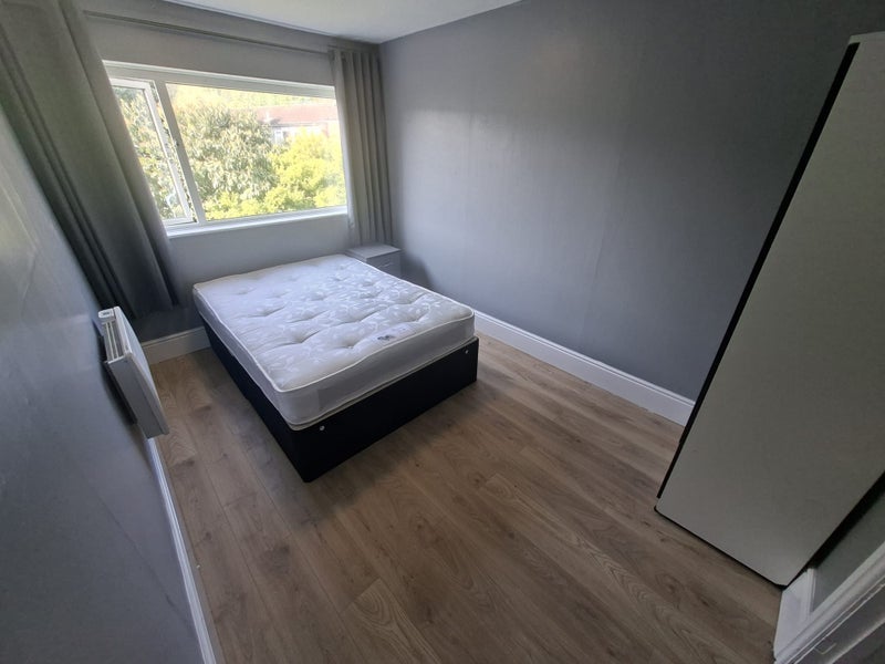 Room Rosebery Street in Birmingham