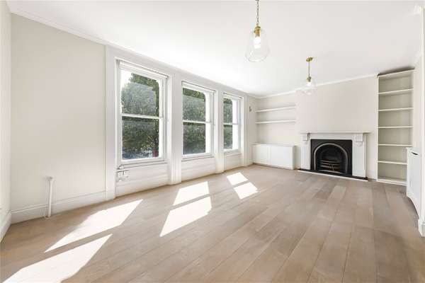 Flat Regent's Park Road in Greater London