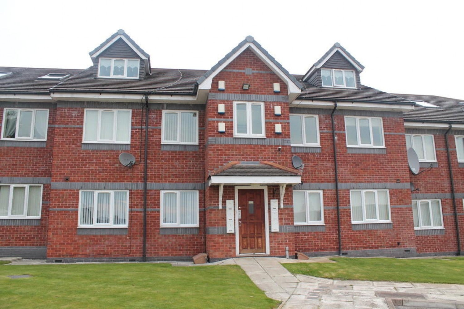 Flat Regent Road in Widnes
