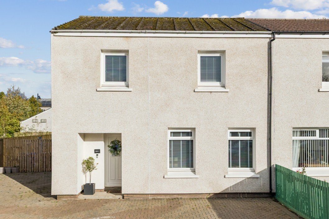 House Vorlich Place in Stirling