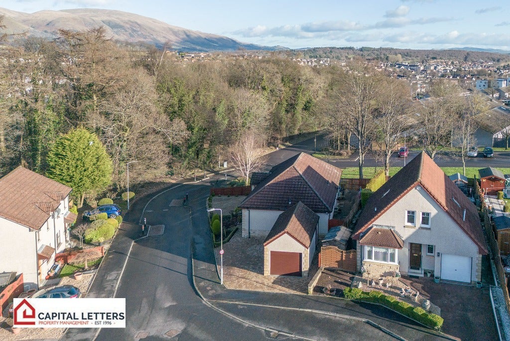 House Woodlea Gardens in Alloa