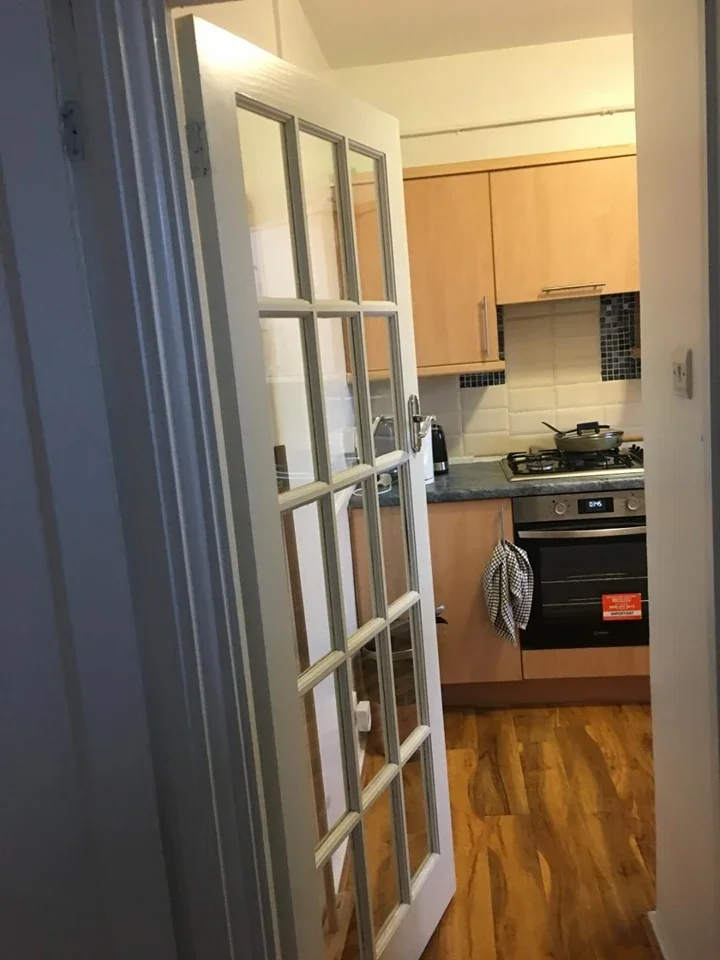 Room Nutwell Street in Greater London