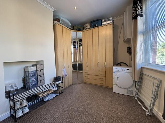 Flat Westrop in Highworth