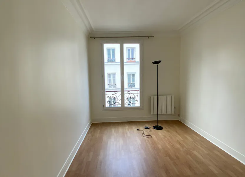 Flat Rue de la Roquette in Paris