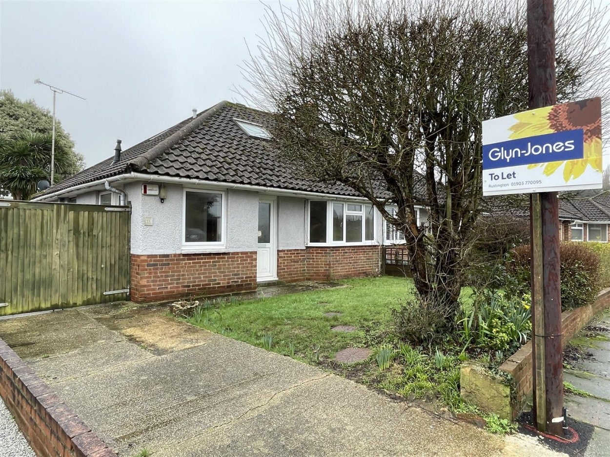 House Empress Close in Arun
