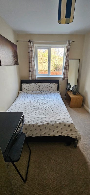 Room Bakewell Drive in Nottingham