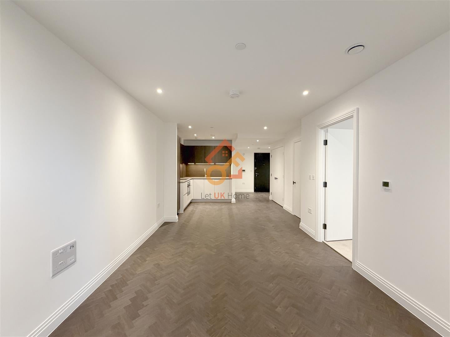 Flat Eden Place in Oxted