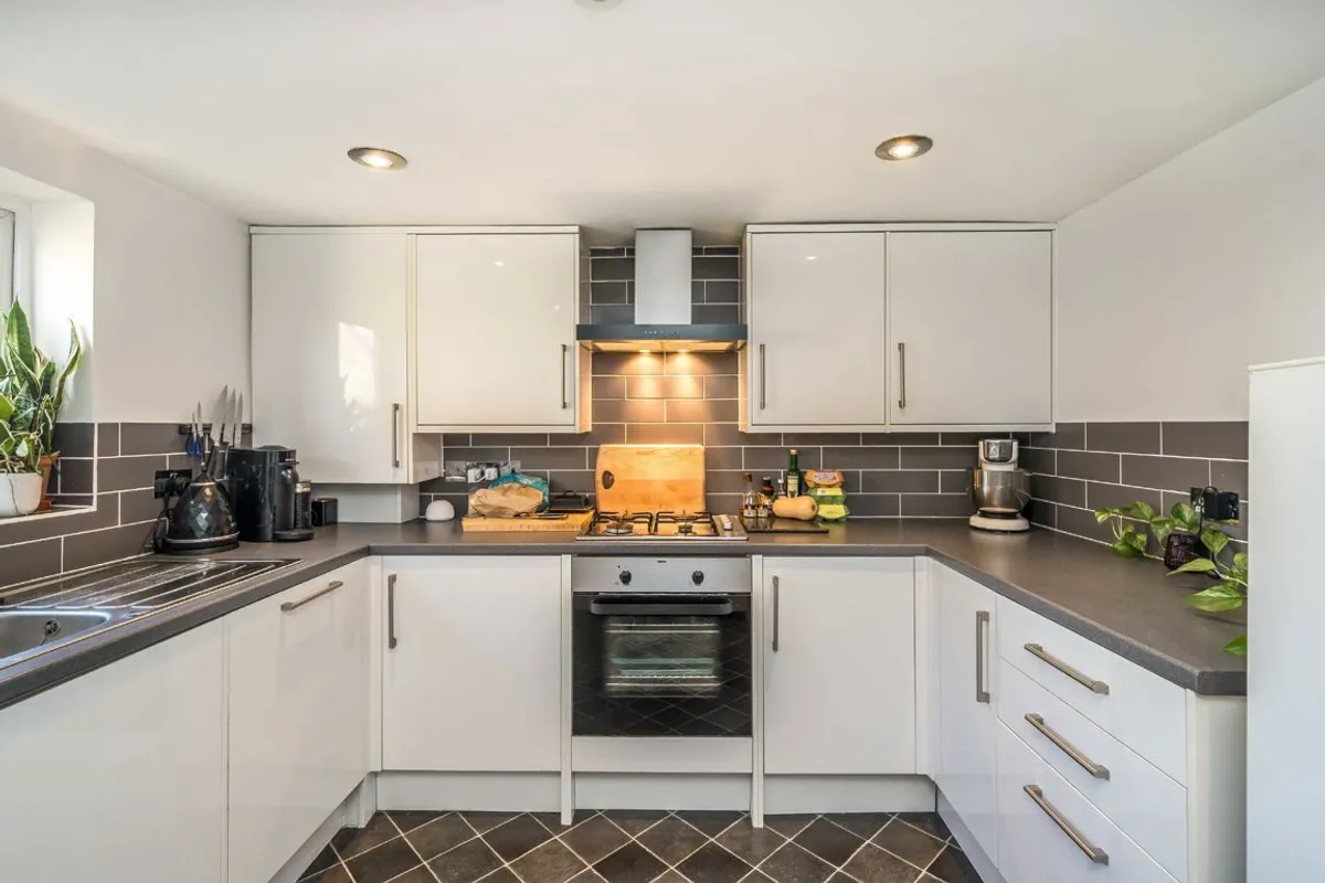 Flat Landor Road in Greater London
