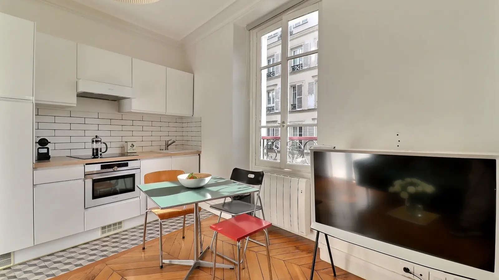 Flat Rue Marguerite de Rochechouart in Paris