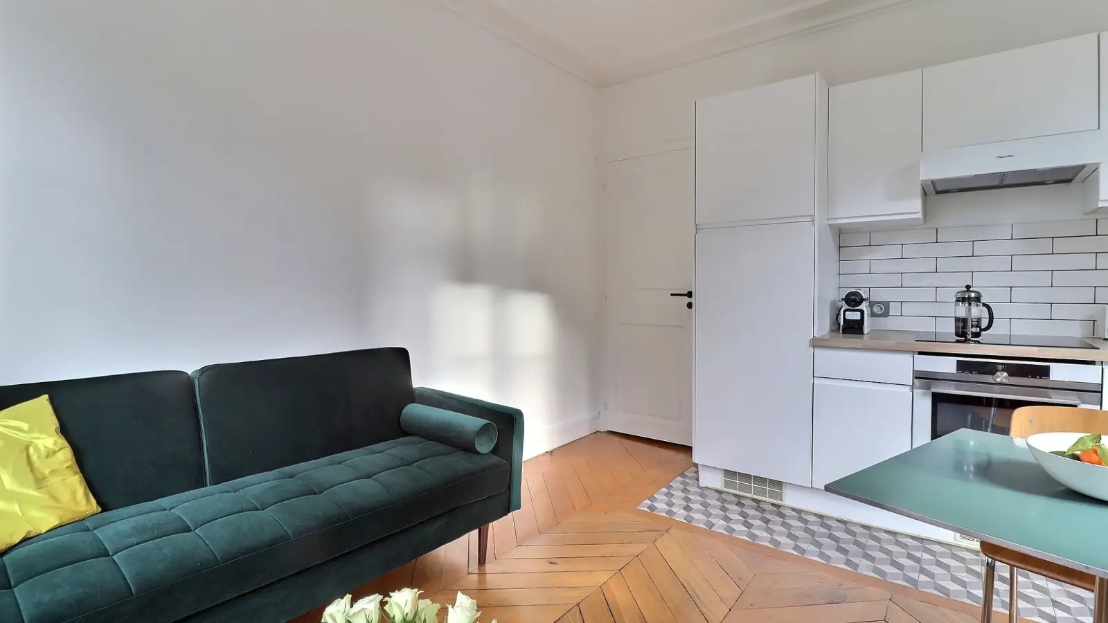 Flat Rue Marguerite de Rochechouart in Paris