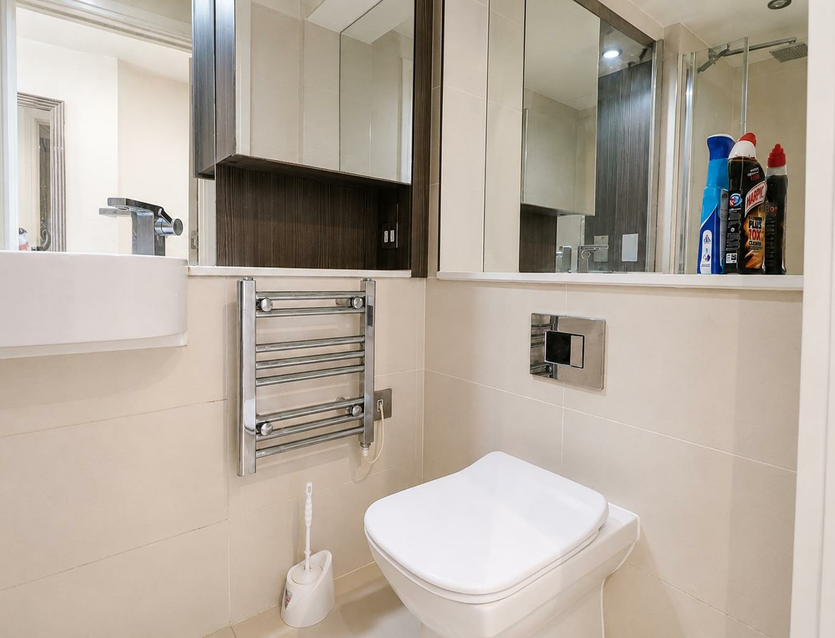 Flat Clayton Road in Greater London