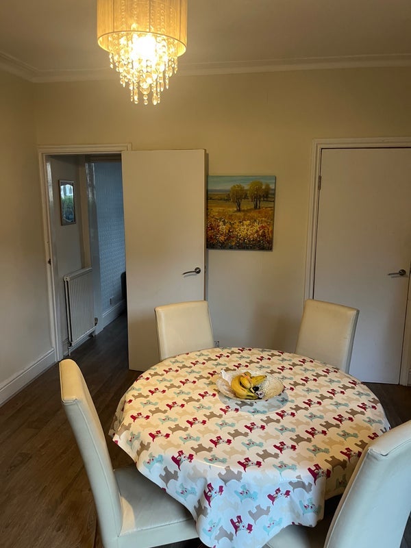 Room Northfield Road in Sheffield