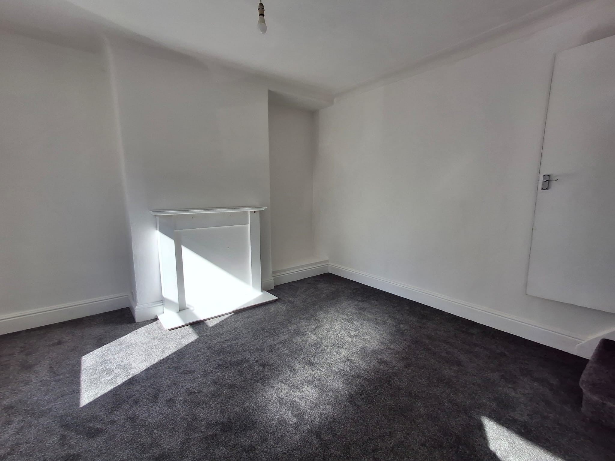 House Moorfield Grove in Leeds