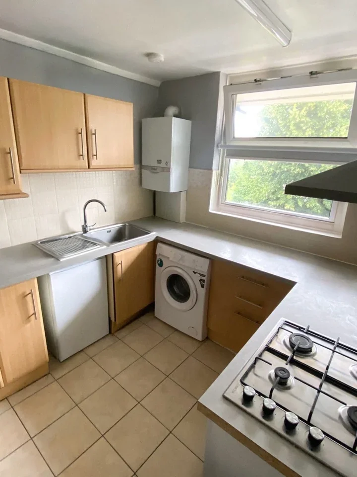 Room Barringer Square in Greater London
