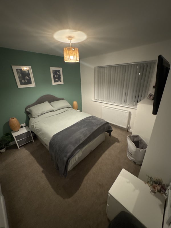Room Unicorn Avenue in Coventry