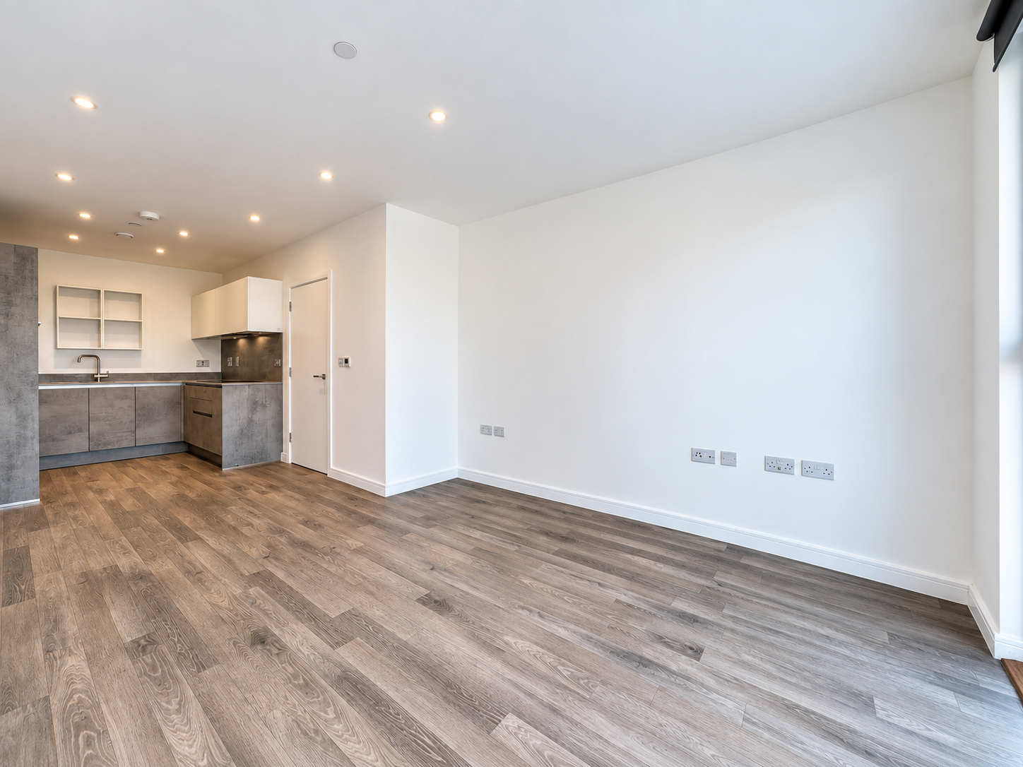 Flat Corbet Gardens in Greater London