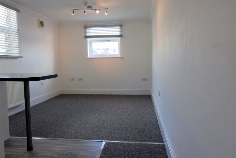 Flat Claremont Road in Seaford