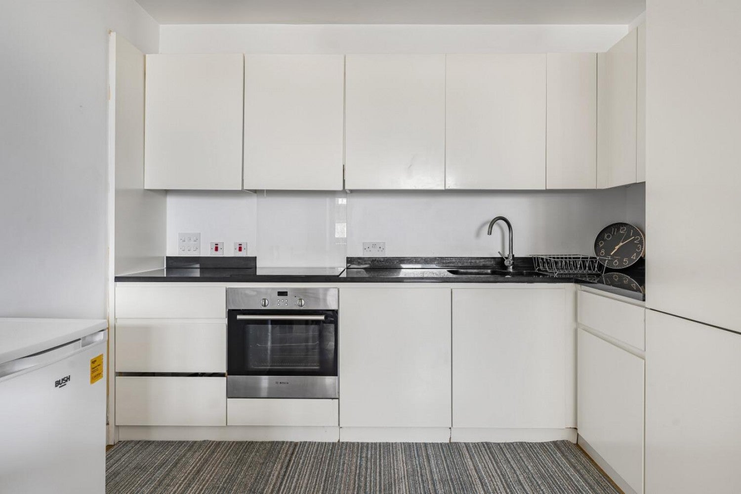 Flat Amelia Street in Greater London