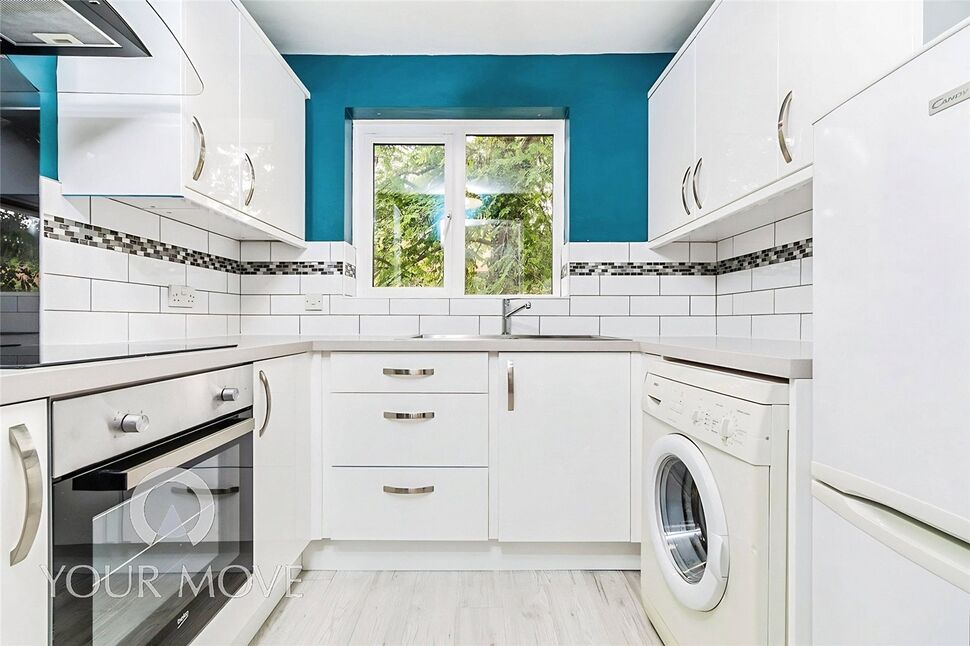 Flat Winston Close in Dartford