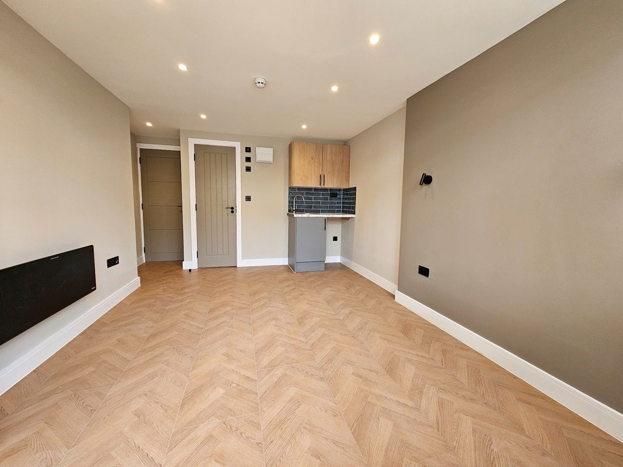 Flat Hatfield Crescent in Dacorum