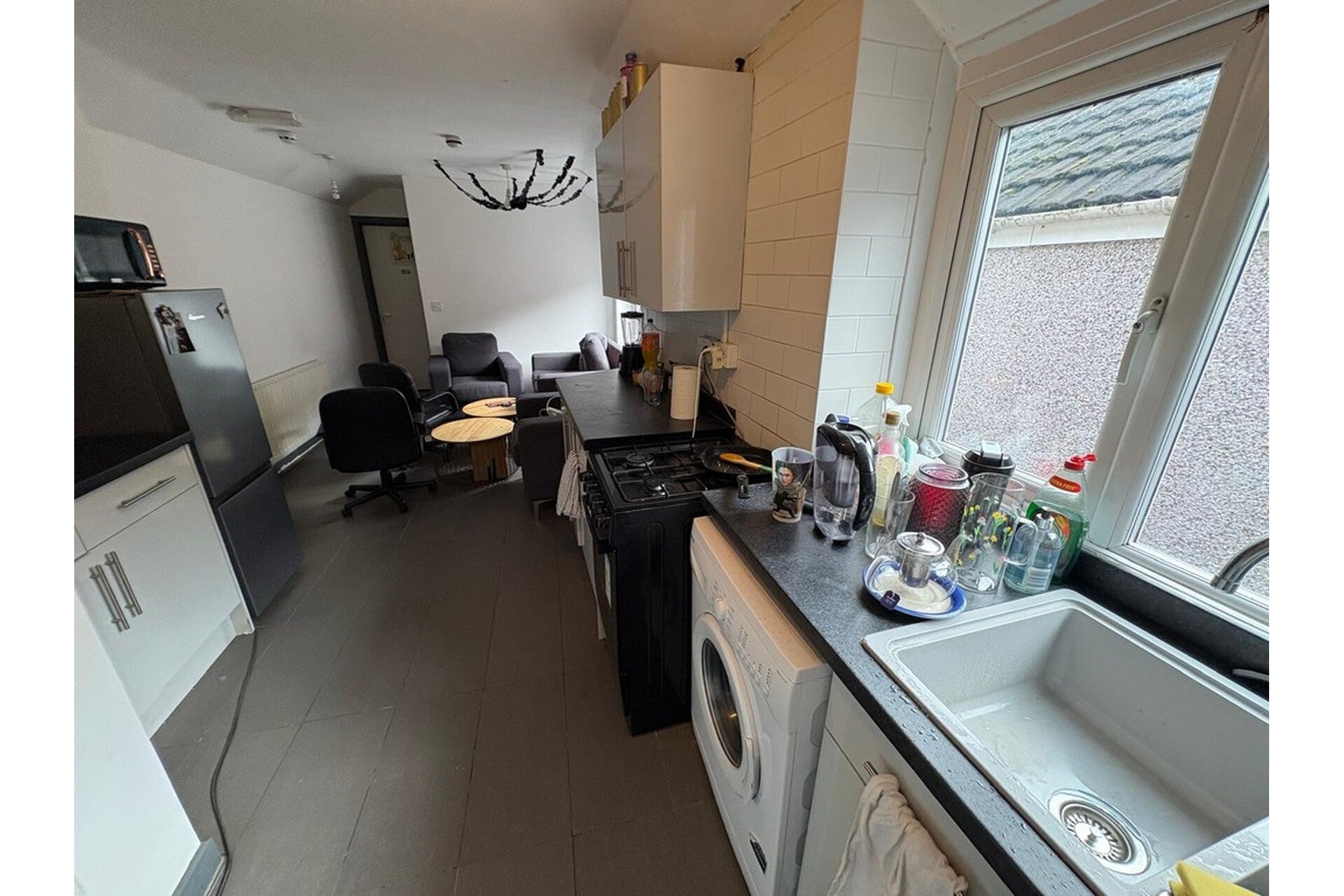 Flat Calvert Terrace in Swansea