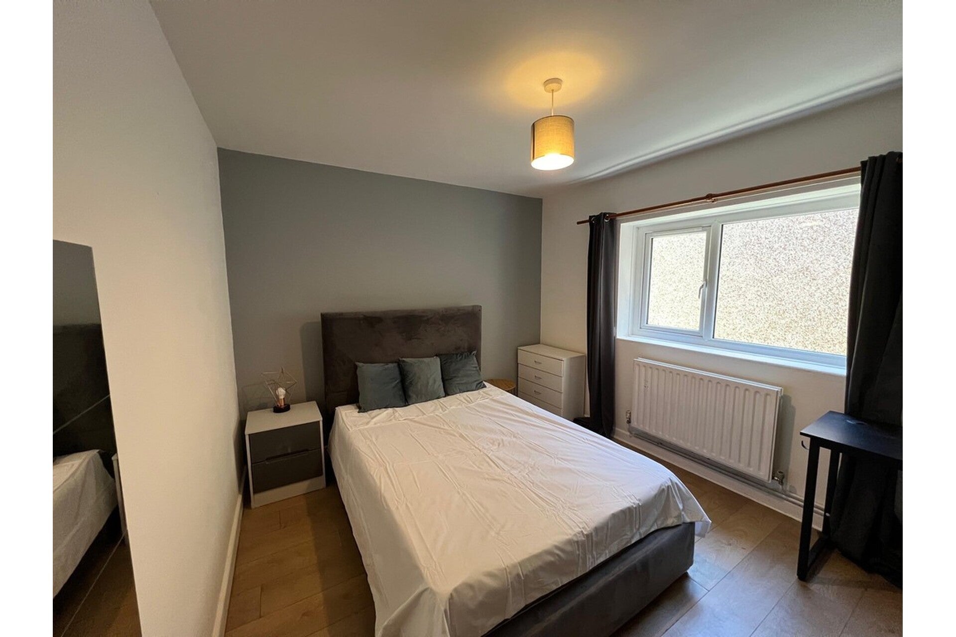 Flat Calvert Terrace in Swansea