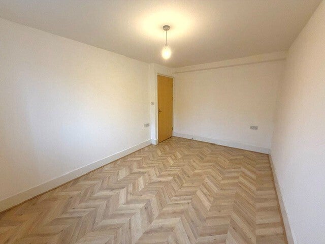 Flat Wimborne Road in Bournemouth
