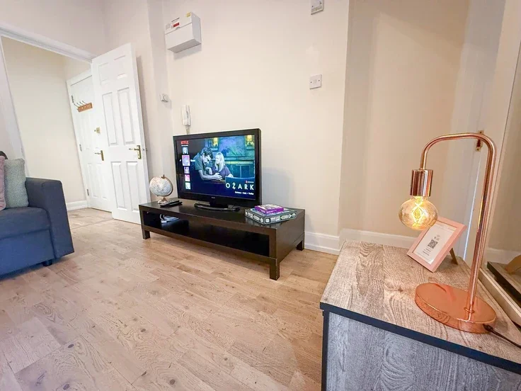 Flat Finsbury Park Road in Greater London