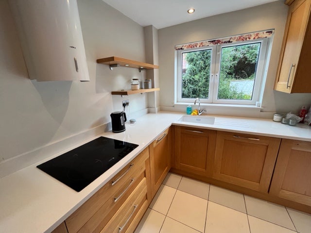 House Vincent Way in Billericay