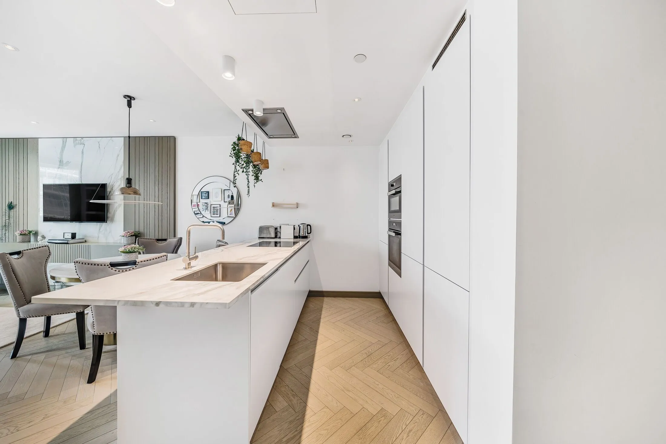 Flat Lodge Road in City of Westminster
