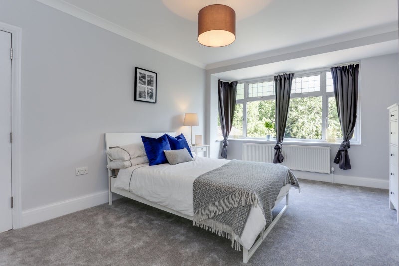 Room Sandall Road in Greater London
