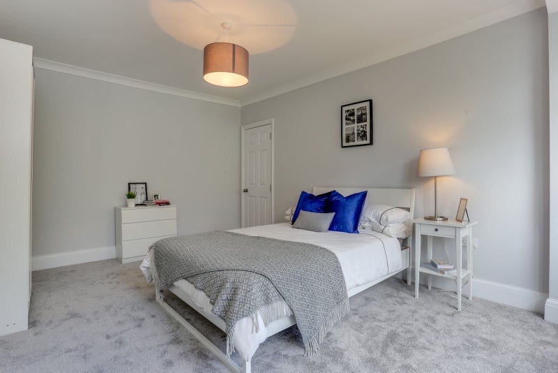 Room Sandall Road in Greater London